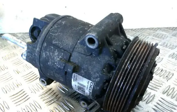 Renault Megane II Air conditioning (A/C) compressor (pump) 8200678499