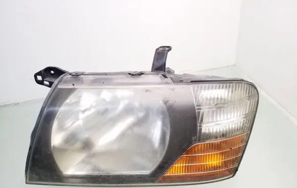 Mitsubishi Pajero Headlight/headlamp 10087420 3722132045
