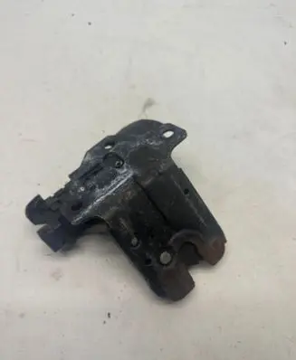 Audi A3 S3 8L Tailgate/trunk/boot lock/catch/latch 8P4827505B