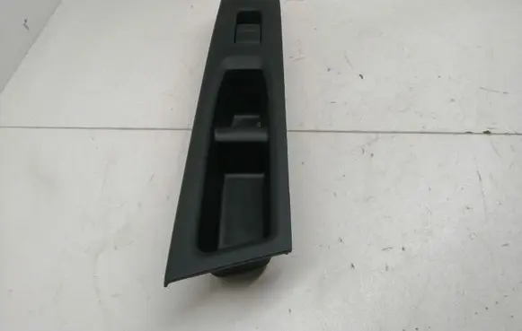 Toyota Yaris Electric window control switch 742310D700