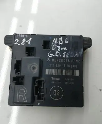 Mercedes-Benz E W211 Door control unit/module 2118201626