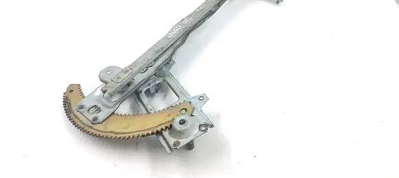 Subaru Legacy Front door manual window regulator A000A