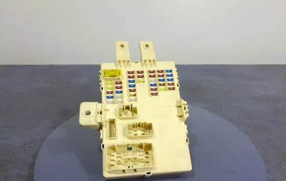 KIA Sportage Fuse box set 91950-3W0300