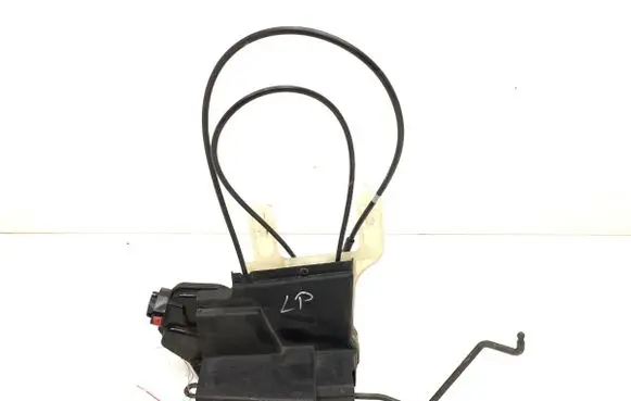 Hyundai Tucson JM Front door lock