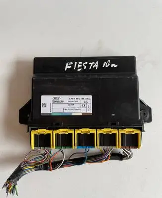 Ford Mondeo MK IV Door central lock control unit/module 2007DJ0476 8A6T19G481AGG