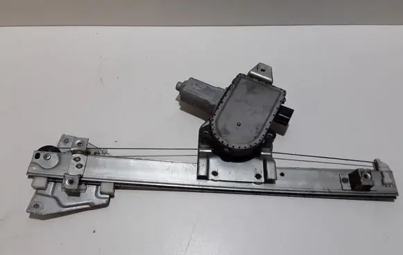 Mitsubishi Pajero Rear door window regulator with motor MR436869 0620200650