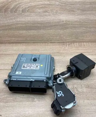 Mercedes-Benz E W211 Engine ECU kit and lock set A6421508578 2115452308