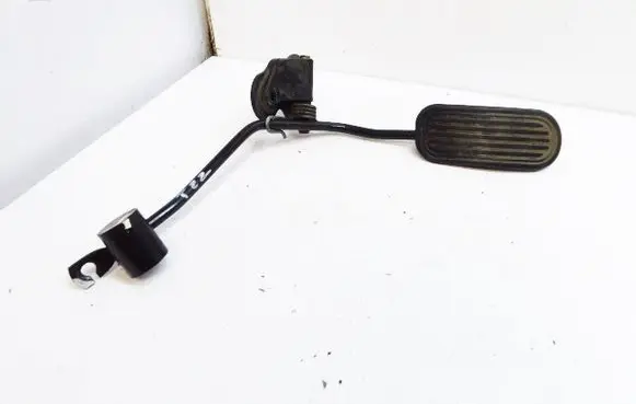 Toyota Avensis T220 Accelerator throttle pedal 7812005161