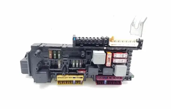 Mercedes-Benz C W204 SAM control unit 2049006301 2045458732 2129021201