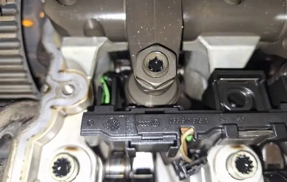 Dodge Journey Fuel injector