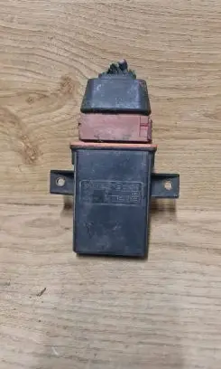 Audi A6 S6 C5 4B LP gas control unit module 