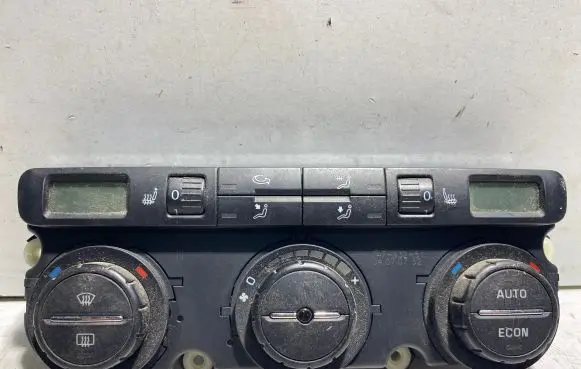 Skoda Octavia Mk2 (1Z) Climate control unit