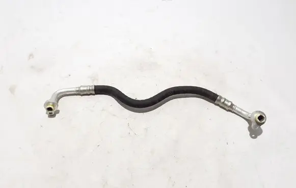 Volvo XC40 Air conditioning (A/C) pipe/hose 32275948