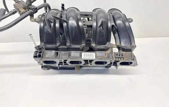 Ford Fiesta Intake manifold CN1E9424AB