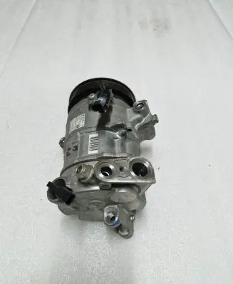 Chevrolet Camaro Air conditioning (A/C) compressor (pump) 84313364