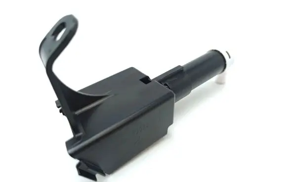 Toyota Camry Headlight washer spray nozzle 8520833010