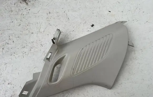 Ford Grand C-MAX (D)pillar trim (top) AM51U280C46CG