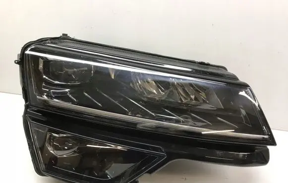 Skoda Karoq Headlight/headlamp 57B941016D