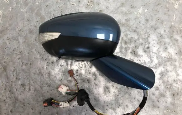 Citroen C4 Grand Picasso Front door electric wing mirror 
