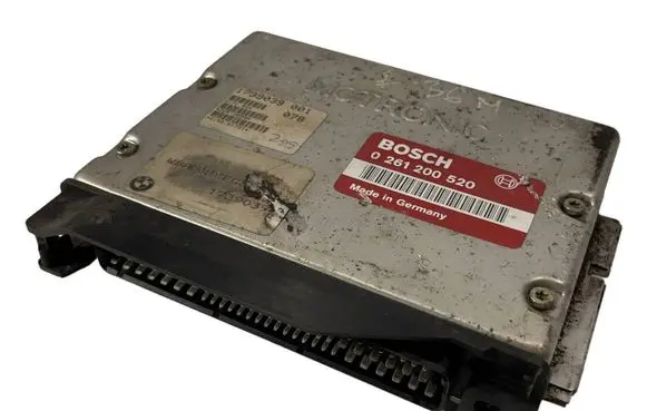 BMW 3 E36 Engine control unit/module 1739039 0261200520