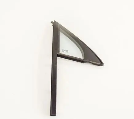 Volkswagen Touareg II Front door vent window glass four-door 7P6845114E 7P5845114E
