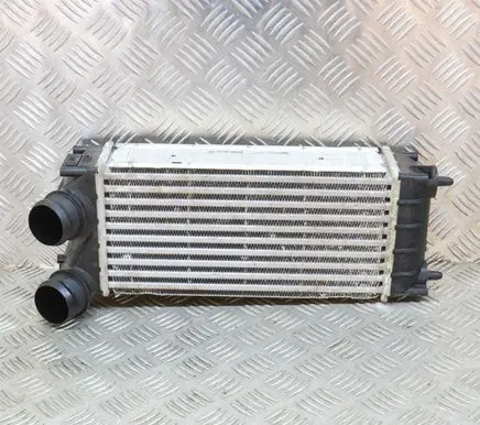 Peugeot 5008 Intercooler radiator 9684212480