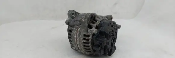Volkswagen PASSAT B5 Generator/alternator 