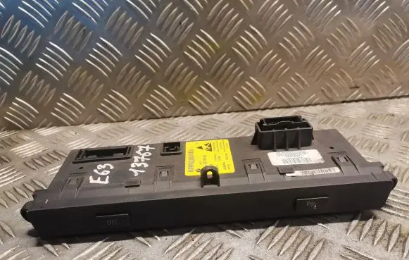 BMW 6 E63 E64 A set of switches 9133340