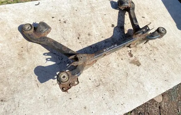 Audi A4 S4 B7 8E 8H Rear subframe 