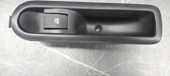 Renault Scenic II - Grand scenic II Quarter vent window switch 156013870