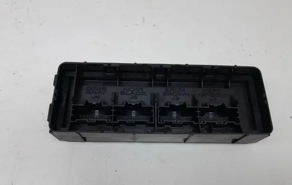 Chevrolet Cruze Air conditioner control unit module 13582897