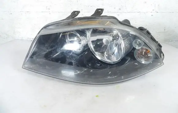 Seat Ibiza III (6L) Headlight/headlamp 6L1941751B