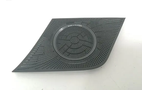 Side speaker trim/cover