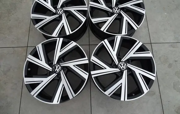 Volkswagen Golf VIII R18 alloy rim 5H0601025AE 5H0601025M