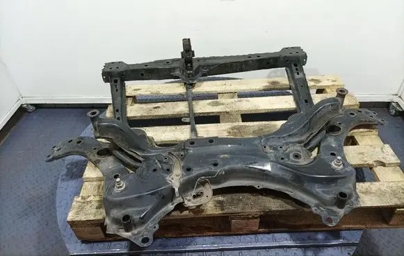 Toyota Prius+ (ZVW40) Front subframe 