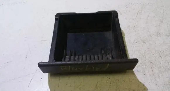 Nissan Bluebird U13 Car ashtray