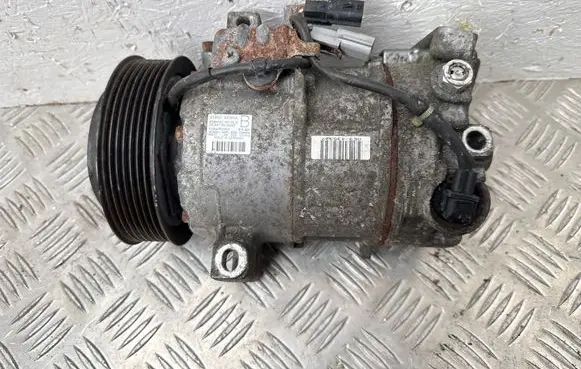 Nissan Qashqai Air conditioning (A/C) compressor (pump) 926004EB0A GE4471606893
