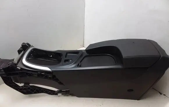 Opel Insignia A Armrest 13242861