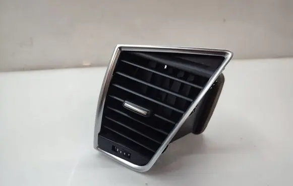 Audi Q5 SQ5 Dashboard side air vent grill/cover trim 8R2820901