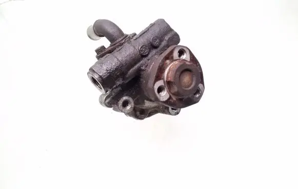 Seat Alhambra (Mk1) Power steering pump 96VW3A674AA