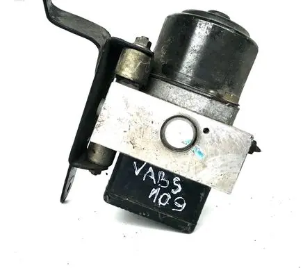 Toyota Land Cruiser (J120) ABS Pump 4451060030