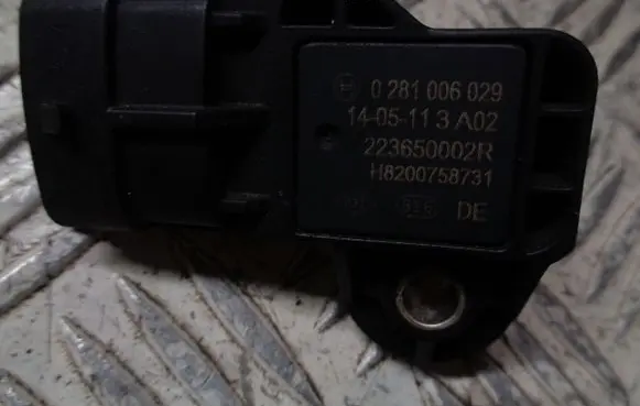 Renault Clio IV Air pressure sensor 223650002R