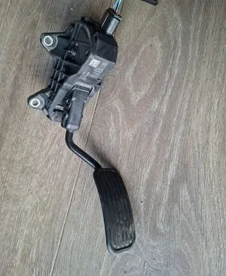 Toyota C-HR II Accelerator throttle pedal 78110F4042