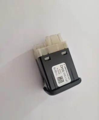 Chevrolet Camaro USB socket connector 13509942