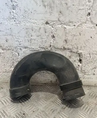 Volkswagen Touran I Air intake hose/pipe 1K0129618BR