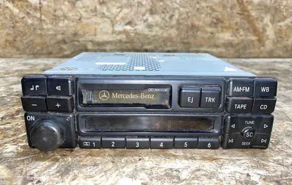 Mercedes-Benz SL R129 Radio/CD/DVD/GPS head unit A0038206086