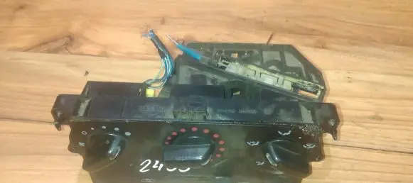 Nissan Micra Climate control unit