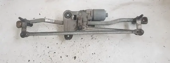 Volvo XC70 Front wiper linkage and motor 30796358 3397020958 1397220585