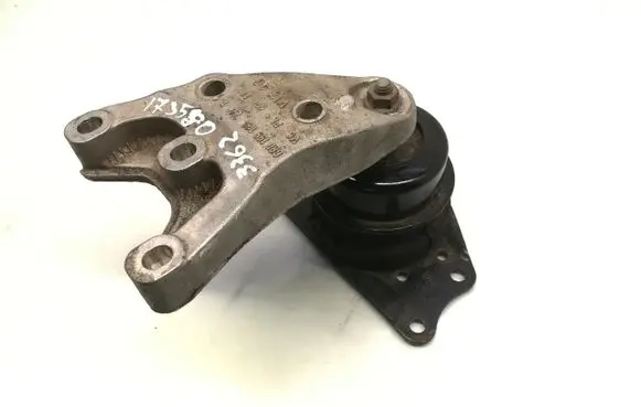Volkswagen Polo V 6R Engine mounting bracket 6R0199185