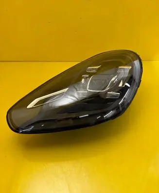 Porsche Cayenne (92A) Headlight/headlamp 7P5941035K